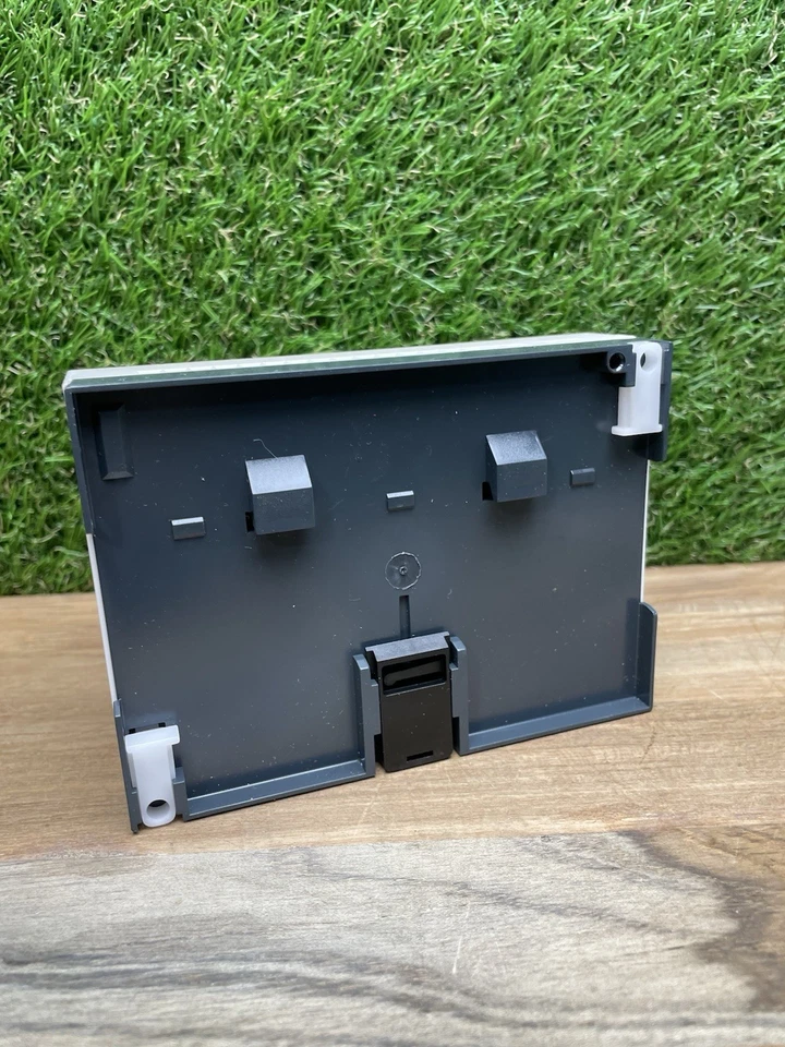 SR3 B261FU Schneider - Automate Zelio Logic - Relais Intelligent 26 E/s #17M - Imagen 4 de 4