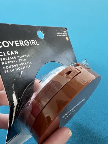 Covergirl Clean Pressed Powder 150 CREAMY BEIGE Original TALC Formula - 2Pack - Picture 8 of 9