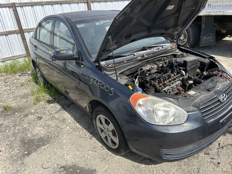 Hood Fits 06-11 ACCENT 104866124 Foto 3 de 4