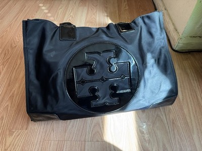 Tory Burch Tote Bag Black Logo Patent Trim Magnetic Gold  display picture 2