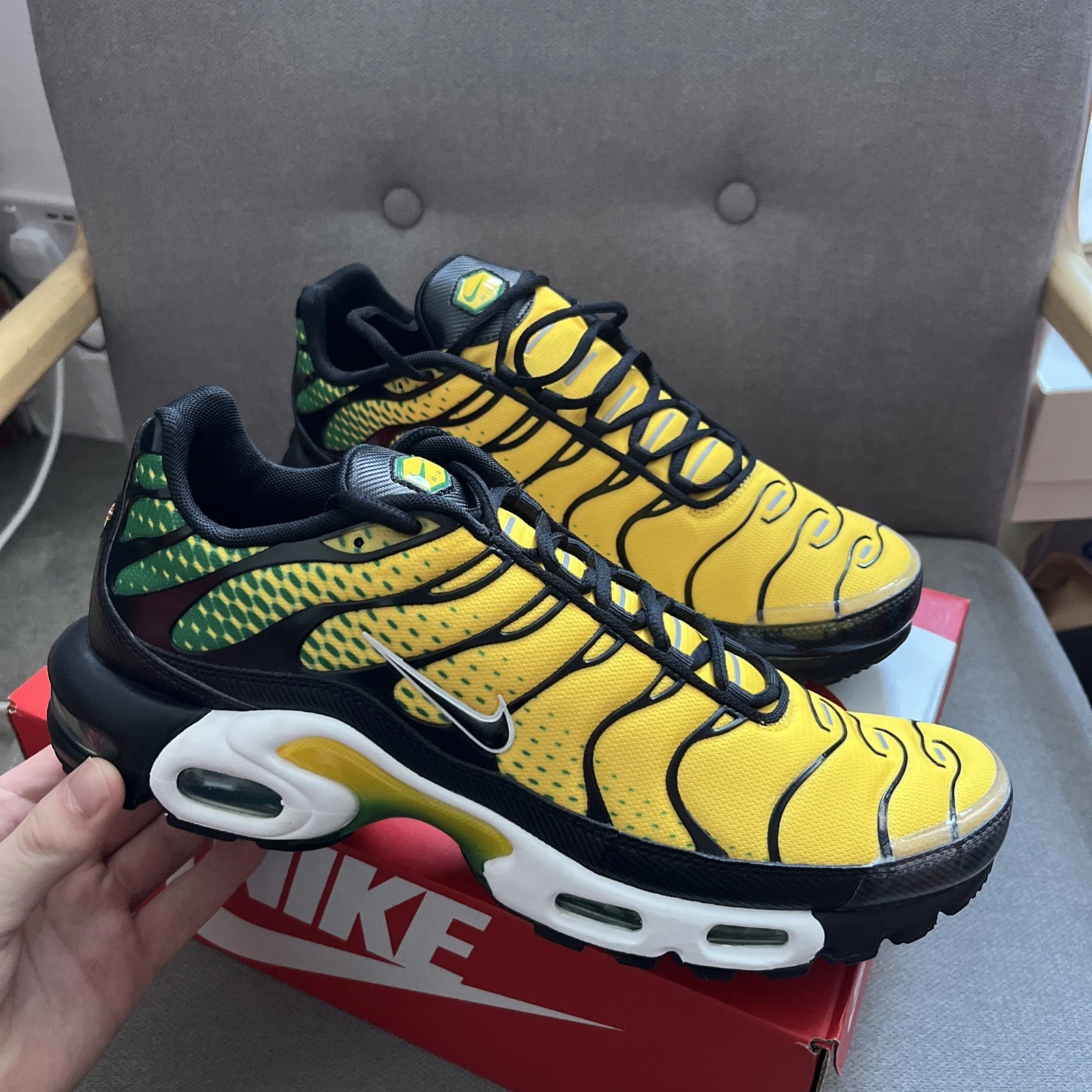 UK 10 Nike Air Max Plus TN Jamaica Varsity Maize Pine IB7671 700 RRP £184.99