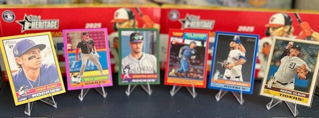 2025 Topps Heritage SINGLES - Border Parallels SHORT PRINTS - Complete Your Set!