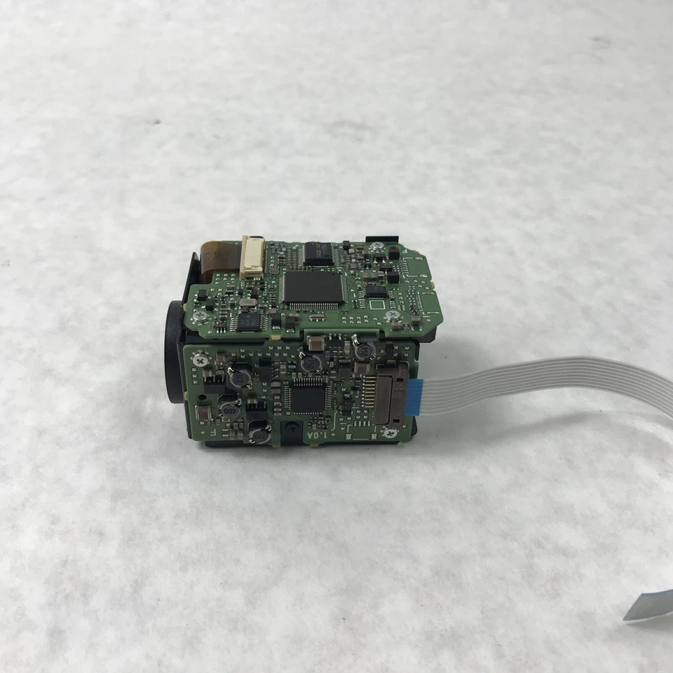 Mini cabezal de cámara domo Hitachi VK-U114R chasis compacto para cámara CCD Foto 4 de 4