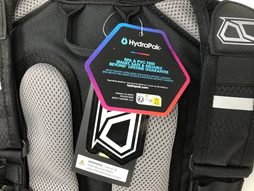 MSR Enduro Hydration Pack 2 升背包 黑色 - 第 7 张/共 9 张