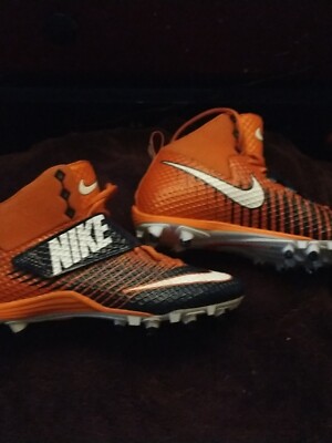 Nike Men's Strike Force  Football Cleats Size 11.5  Orange No Box