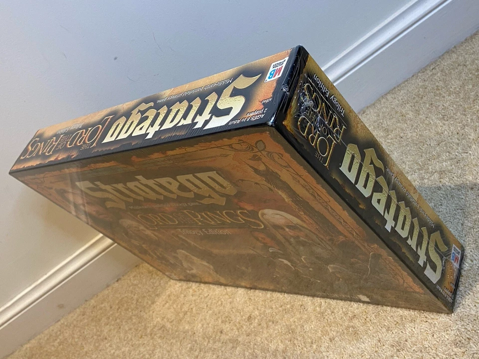 The Lord Of The Rings STRATEGO Trilogy Edition Milton Bradley BRAND NEW & SEALED - Image 3 of 4