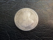 (4)- Silver Australian 6 Pence 1918, 1923, 1926, 1936