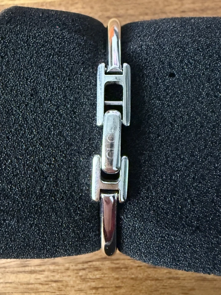 Reloj Gucci Serie 1900L Acero Inoxidable Damas Funcionando Auténtico Foto 2 de 4