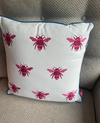 REDUZIERT NEU JOULES QUADRATISCHES HAUSGEMACHTES HEILMITTELKISSEN ROSA BIENEN / BLAUE RÜCKSEITE