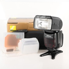 Nikon SB-900 Speedlight Flash SB900 685