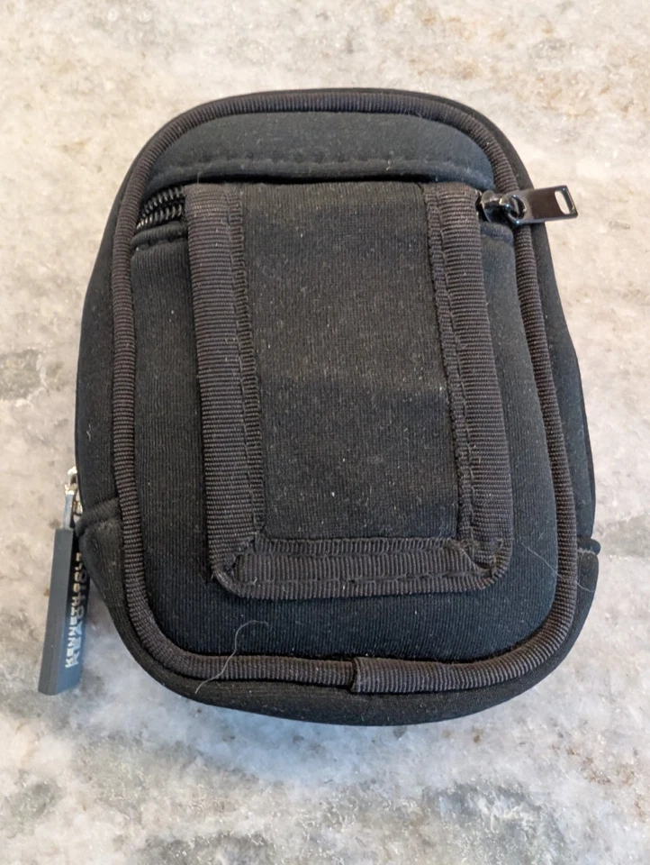 Kenneth Cole Camera Bag - Image 4 of 4