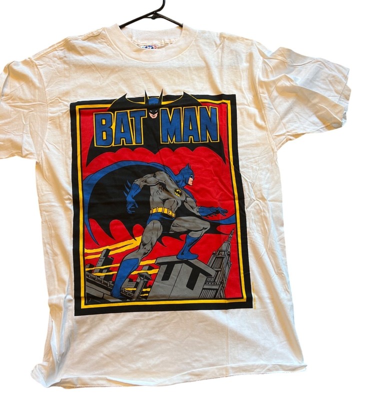 Batman cape crusader on top of buildings XL NWOT 1988 Vintage