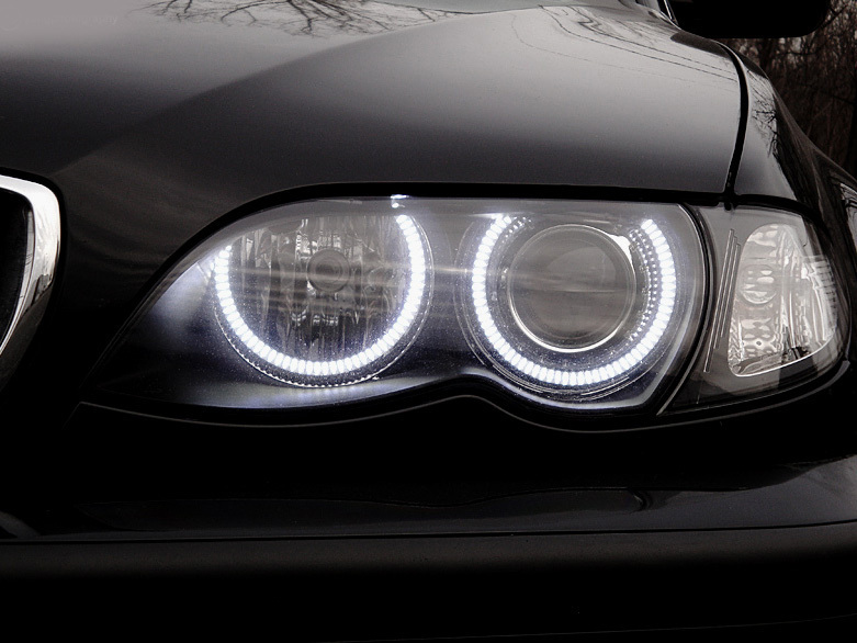 DEPO LED Angel Eye Projector Headlight Set for 99-01 BMW E46 4D Sedan/5D Wagon