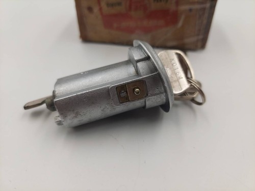 RN20 RN 25 CYLINDER & KEY SET IGNITION SWITCH LOCK TOYOTA NOS 69064-89102 JP - Picture 6 of 11