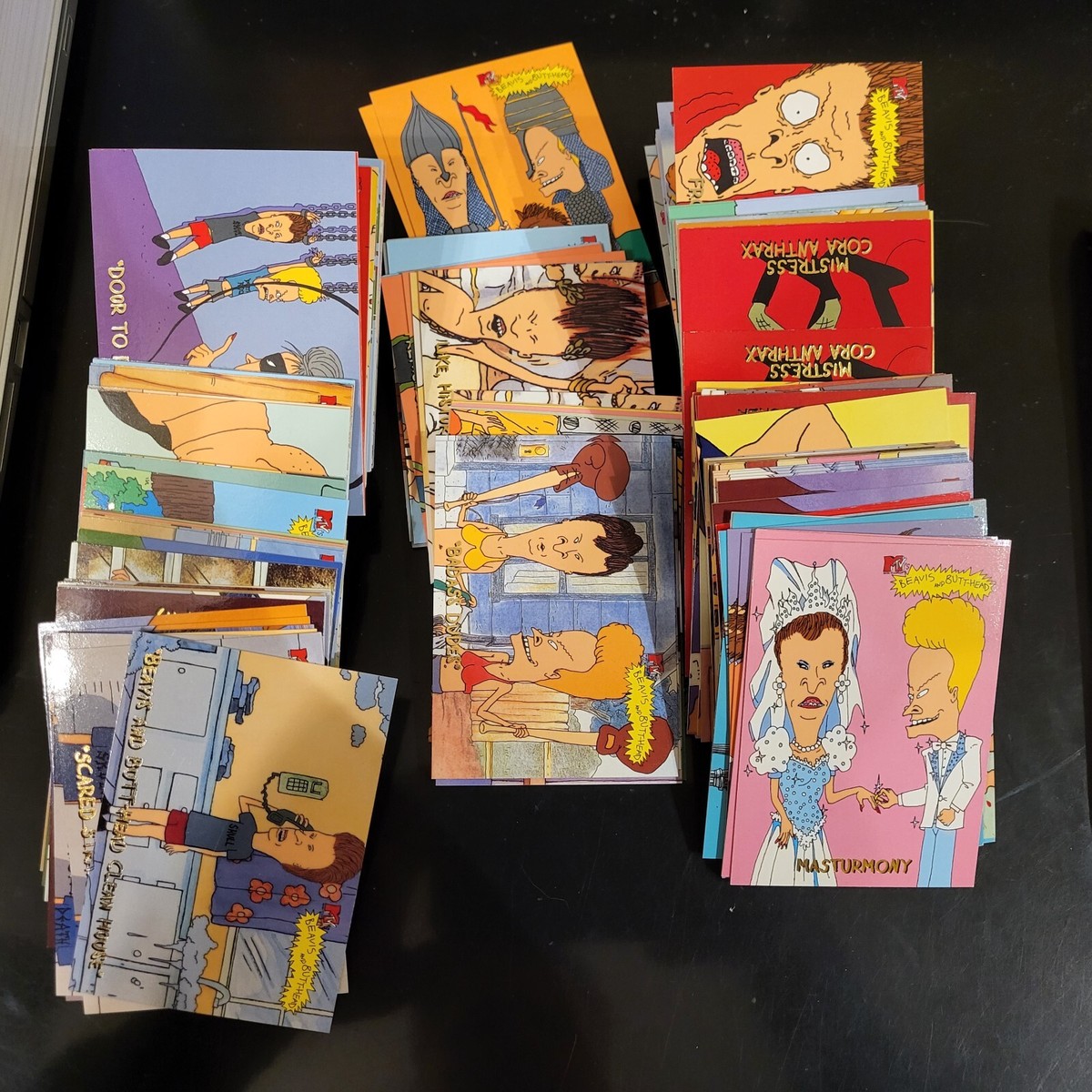 【レア】ビーバス＆バットヘッド トレカ 25枚セット 【1994年】 レア】ビーバス＆バットヘッド トレカ 25枚セット 【1994年】 1994