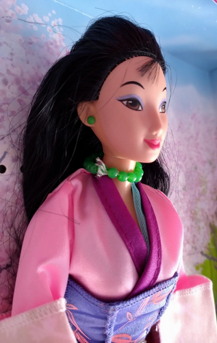 V. ¡RARO! Muñeca Barbie Princesa Disney MULAN Años 90 Vivid Imagin Coleccionable De Colección - Imagen 6 de 10