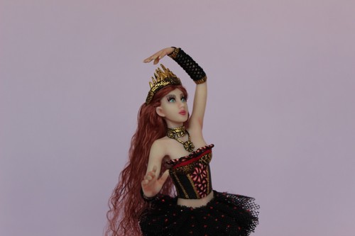OOAK doll Roxana, fairy, polymer clay sculpture, by Diana Genova - Picture 22 of 22