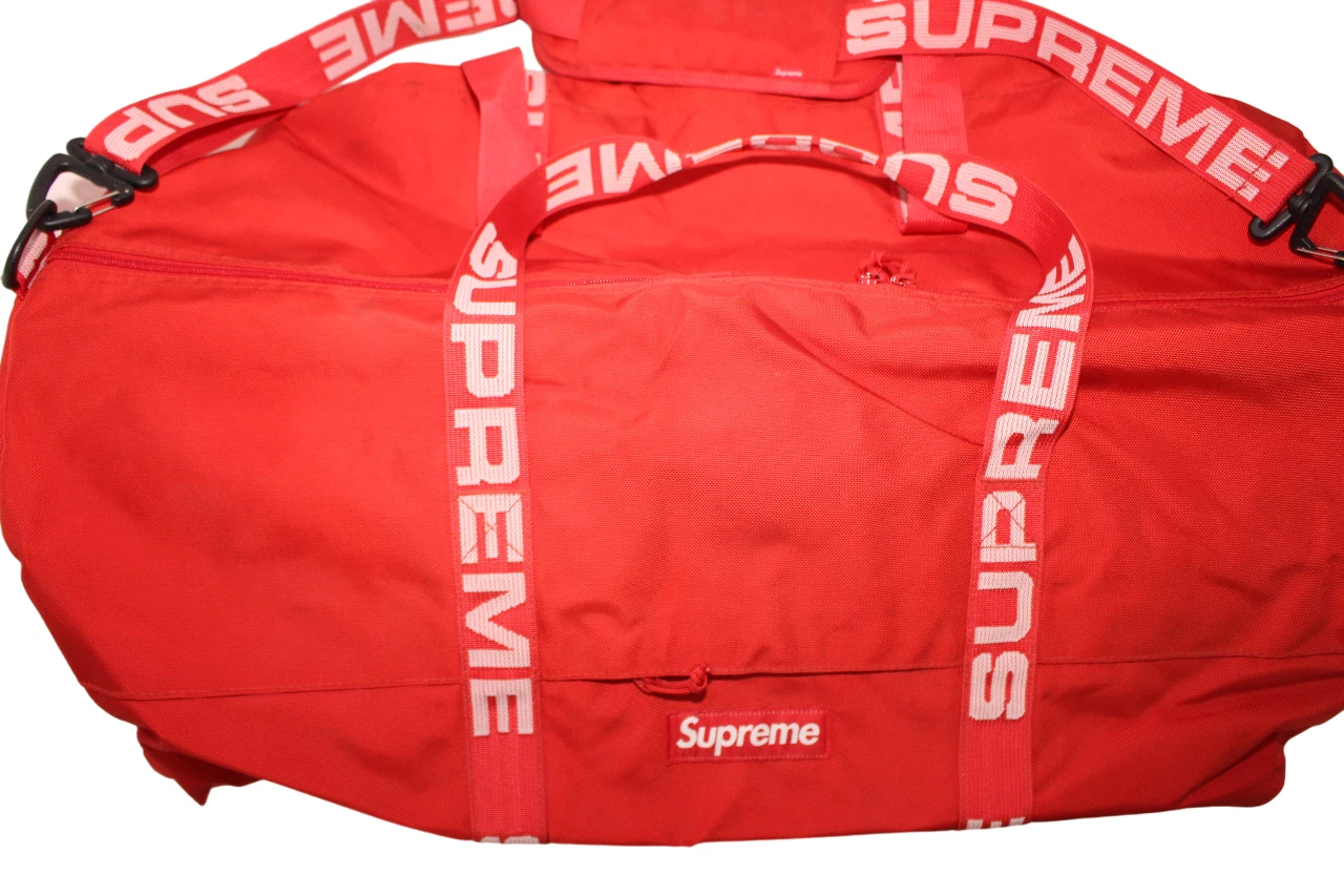 Grand sac de voyage Supreme Cordura SS18 rouge   100% authentique   Occasion   2018
