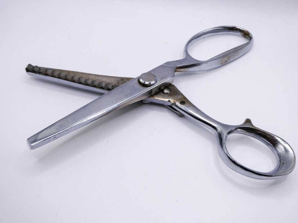 Vintage Singer Pinking Shears Scissors 7.5" Excellent Condition Model