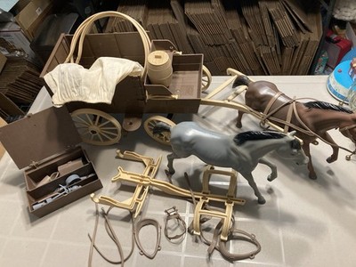 Vintage 1960s Bonanza American Character Covered Wagon 2 Horses + Accessories
