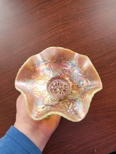 Very Pretty Vaseline Opalescent Fenton Carnival Glass Water Lily Sauce Bowl