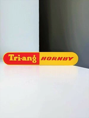 - Tri-ang Railways Logo Display Beena Studio