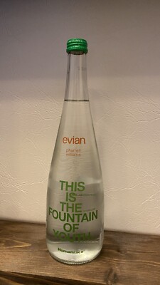 Evian Sparkling Green Pharrell Williams Limited Edition 0.75L