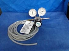 Byrne Specialty Gases 21233Ci Regulator CGA 580 Model/Inlet 21233C1-580 w/ hose