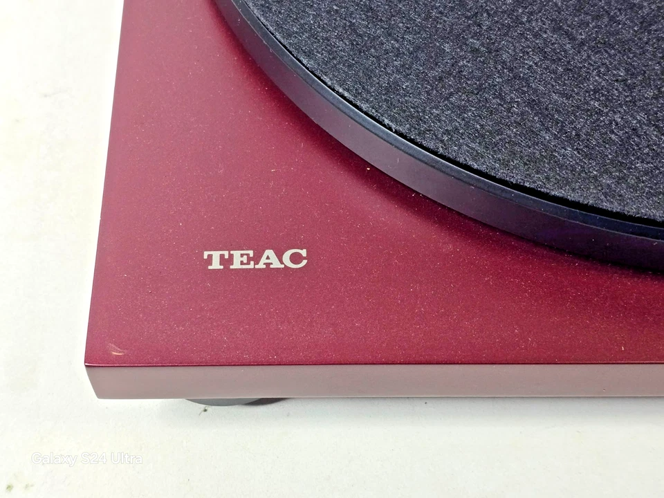 TEAC TN-400S Analog USB Turntable Record Player Cherry Red - Image 4 of 4