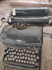 Royal 79101T Classic Manual Typewriter - Mint Green thumbnail