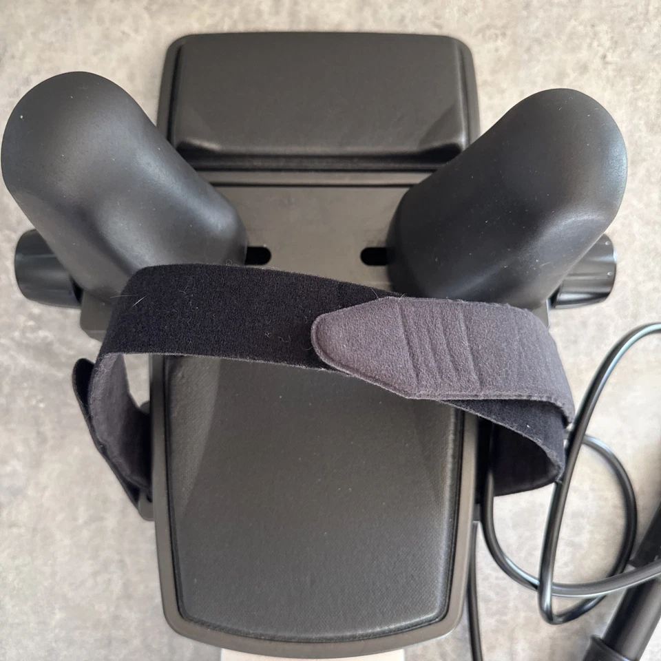 Dispositivo de tracción cervical Saunder con estuche de transporte, manual y bomba Foto 3 de 4