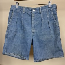 Vintage 80s Pleat Denim High Rise Shorts 33 Waist Medium Wash Pocket Detail