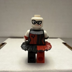 LEGO Batman Movie Harley Quinn Minifigure with Turret 70916 Batwing