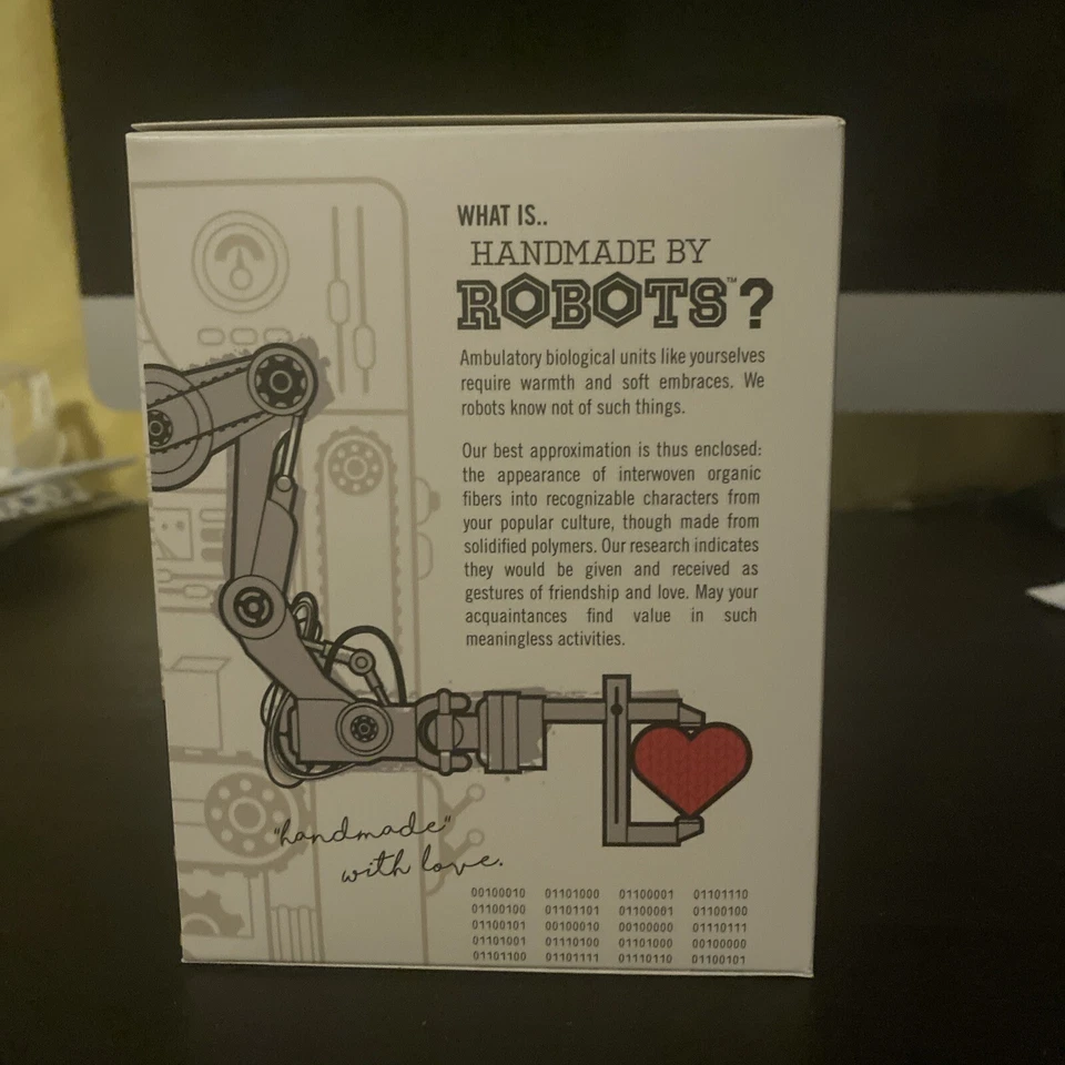 Handmade By Robots Knit Series The Joker 051 DC Vinyl Figure NEW - Image 4 of 4