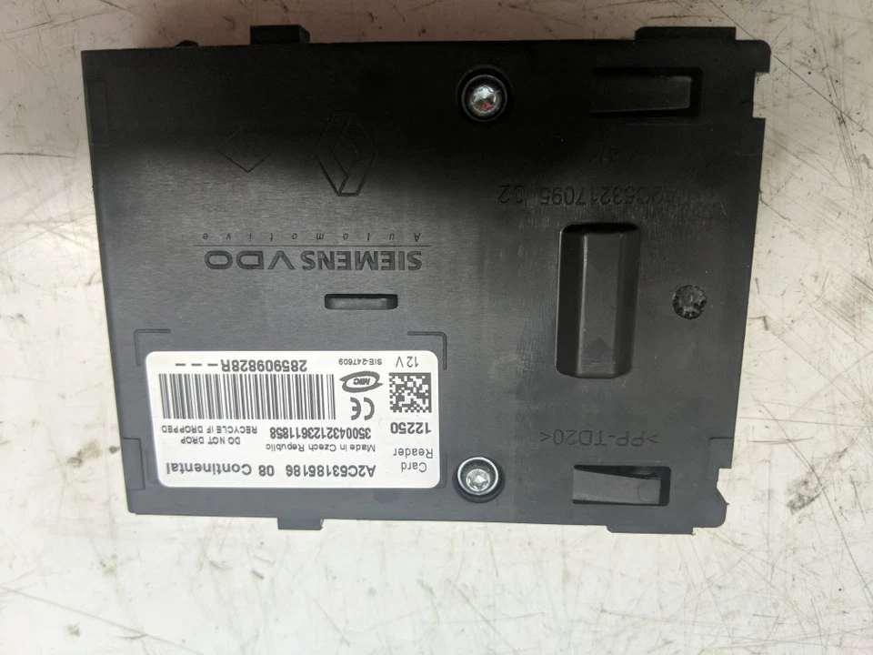 RENAULT MEGANE GT LINE MK3 2012-2013 IGNITION KEY & READER 285909828R — 第 2/3 张图片