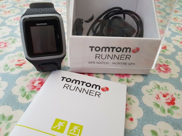 tomtom runner gps watch montre gps