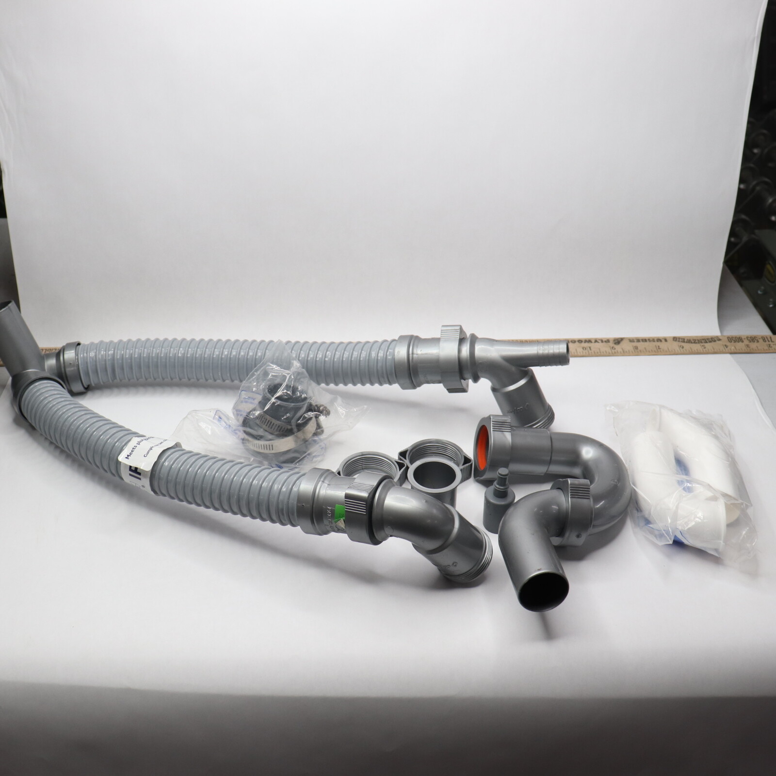 Snappy Trap AllInOneDrain Kit for Double Bowl Kitchen Sinks 11/2