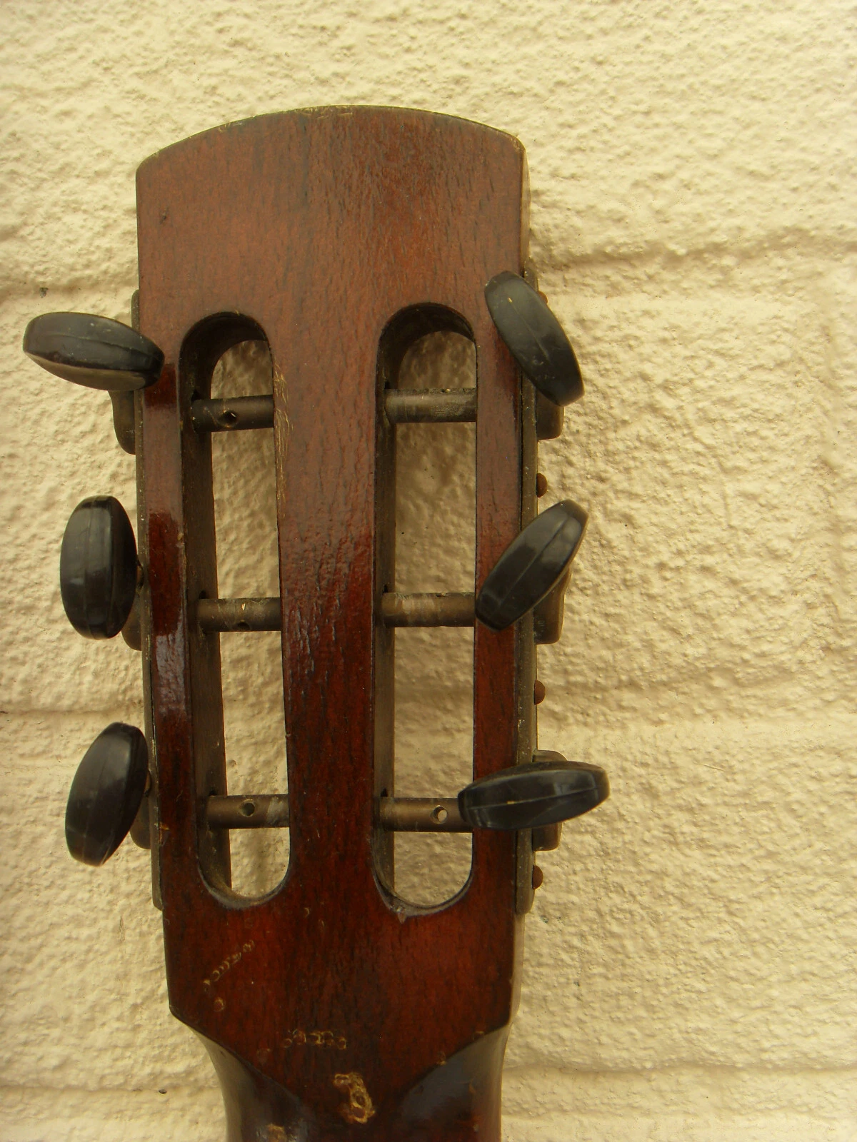 Picture 8 of 9