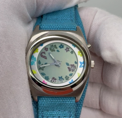 D*a様 ☆未使用品☆ FOSSIL 腕時計 BIGTIC JR-8339 y2 Rare Fossil JR-8339 Big-Tic Surfer Girl Animation Women's