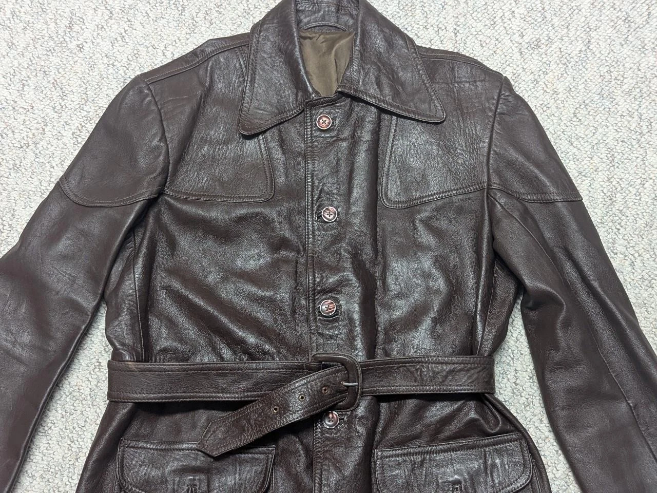 vintage 1970s soft leather BELTED trenchcoat 38 brown SHERLOCK jacket S - product detail image 2