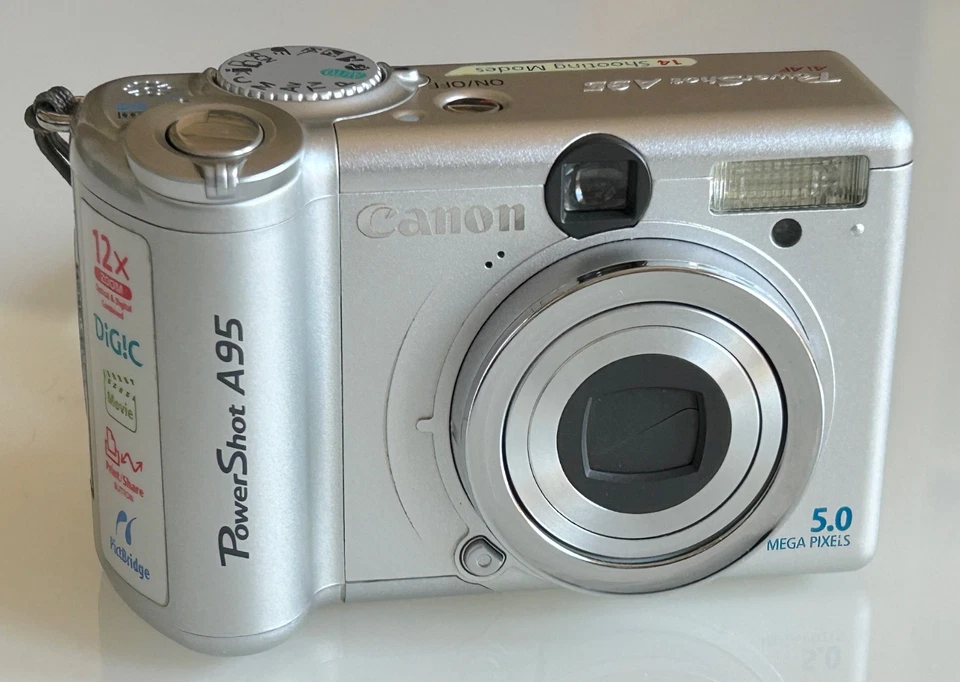 Canon PowerShot A95 - Immagine 2 di 4