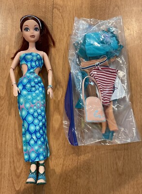1999 MATTEL BARBIE MY SCENE RED HEAD 12  DOLL 4 OUTFITS, 3PR SHOES, TOTE, BRUSH