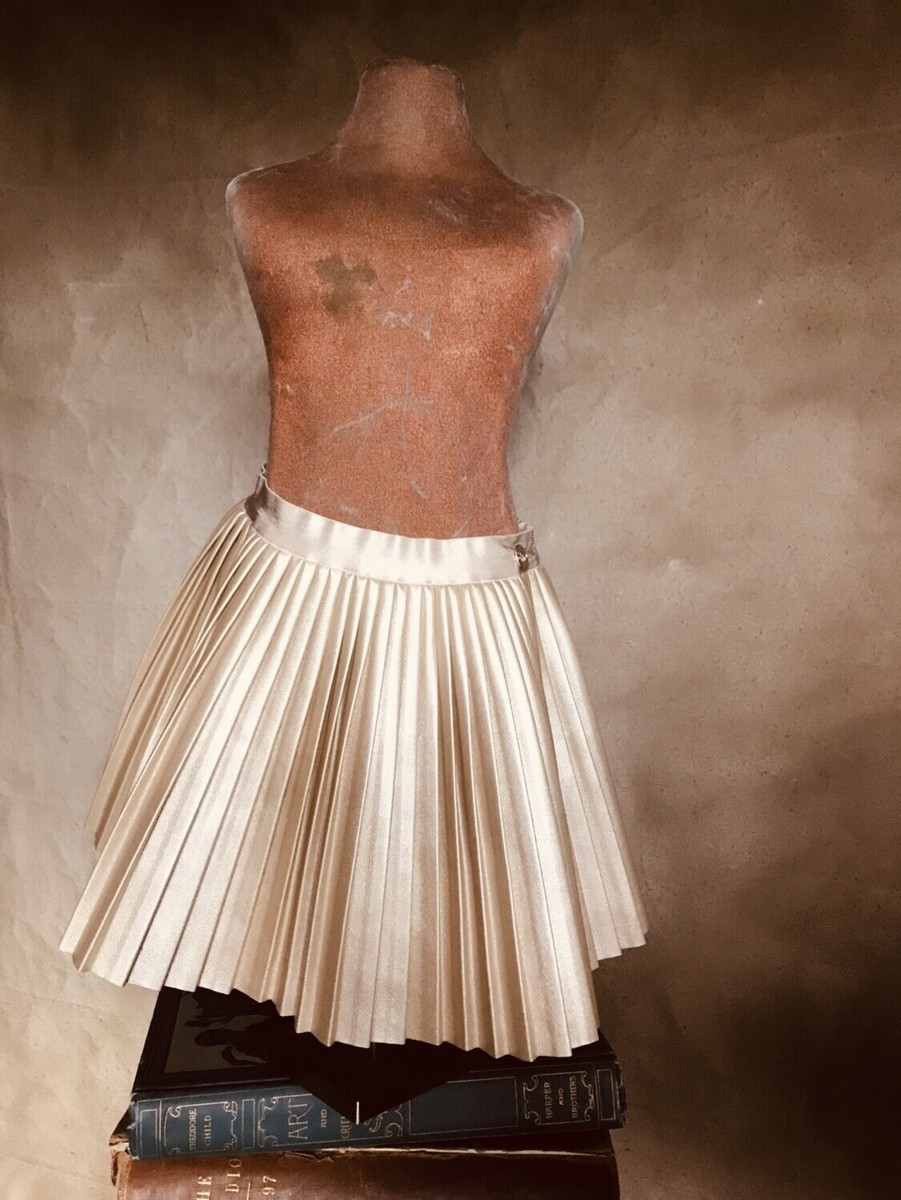 Jupe Plissée Fille Mayoral Simili Cuir Or - Taille 4 - Occasion Très Bon état