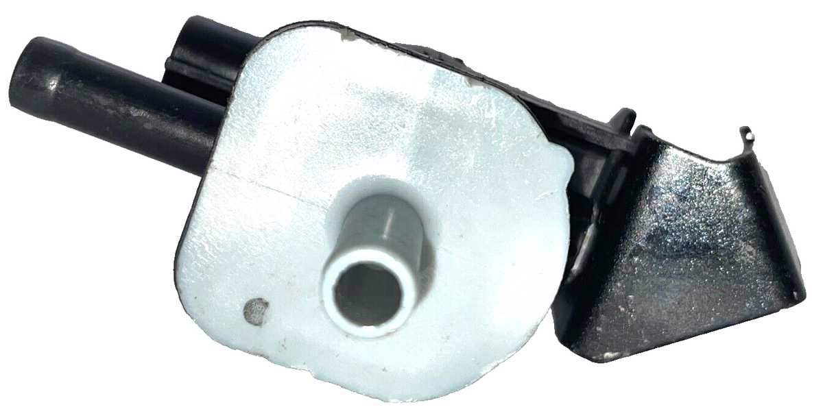 NEW GENUINE/ OEM 25860-21090 2586021090 VALVE ASSY,VACUUM