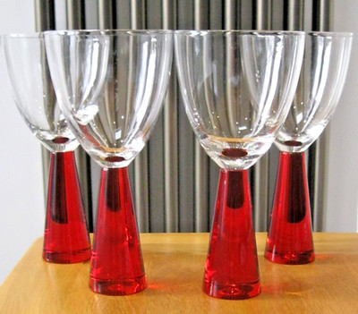4x Vintage Artland Prescott Chunky Rubinrot Stiel Weingläser - unbenutzt - sehr guter Zustand