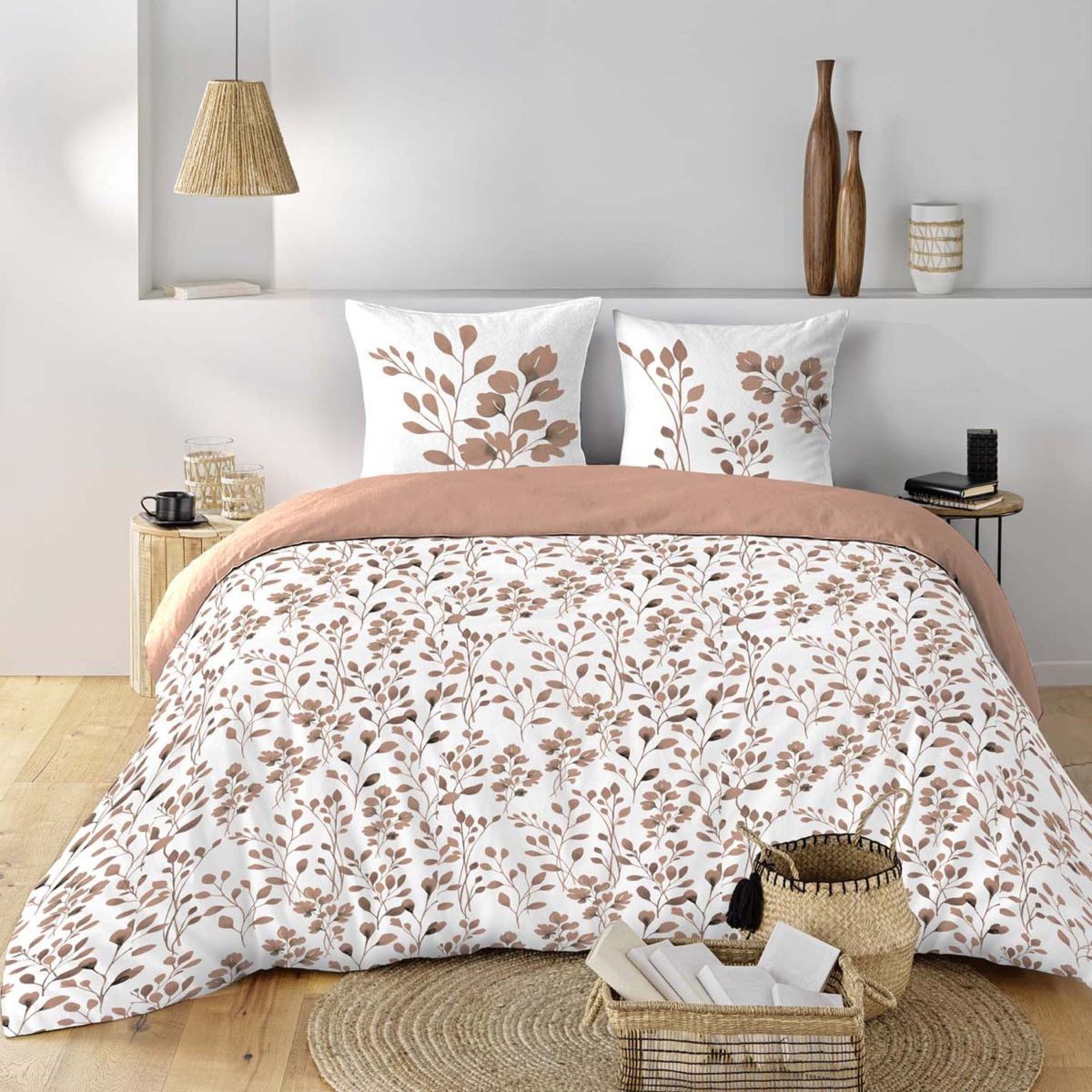 Parure de lit 200x200cm Maiwen mocha en coton avec 2 taies d'oreiller