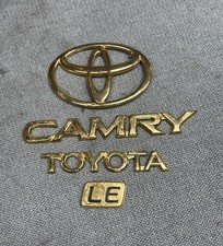 1997-2001 Toyota Camry Le Gold Rear Trunk Emblem Ornament Badge Logo Set Oem