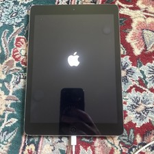 Apple iPad Air 1st Gen A1474 16GB Wi-Fi Space Gray 9.7  Tablet Tested Works