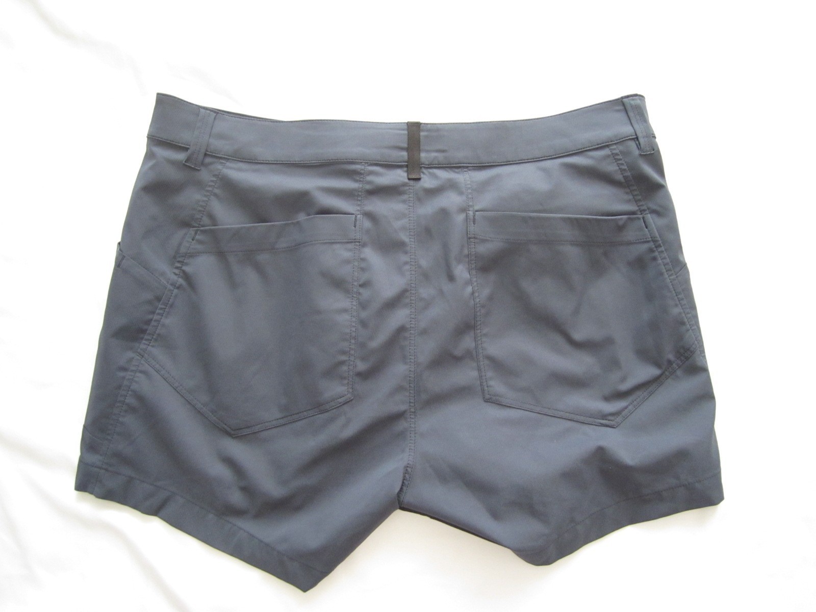 Women Arc Teryx Polyester Outdoor Shorts Sz 6 (WP303) thumbnail 4