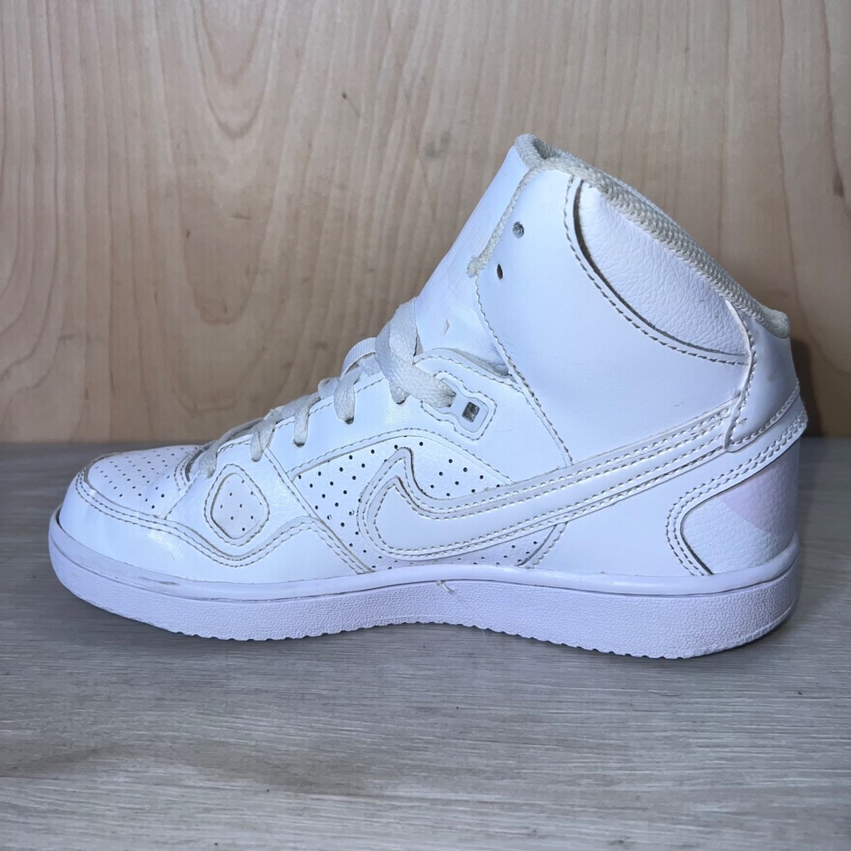 nike son of force junior